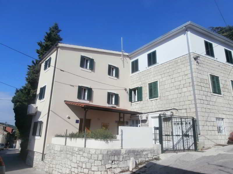 Apartments & Rooms Toni 斯普利特 外观 照片