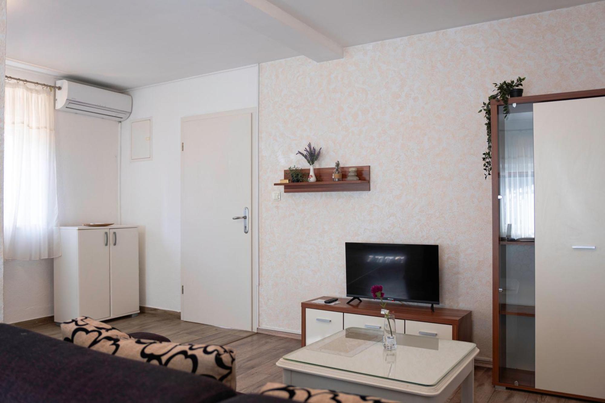 Apartments & Rooms Toni 斯普利特 外观 照片
